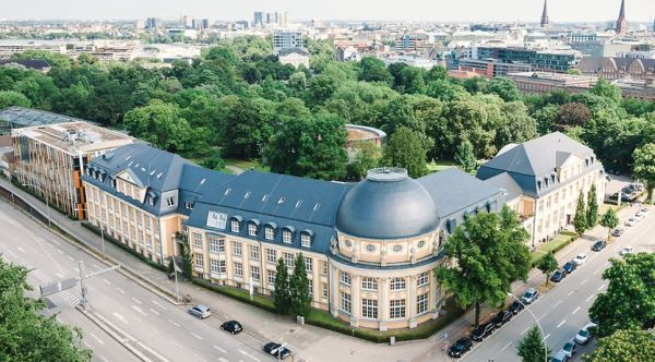 © Konstantin Kleine: Bucerius Law School