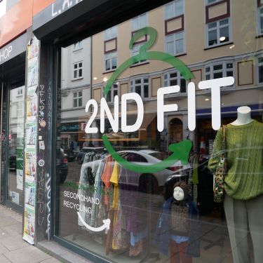 2nd Fit Storefront