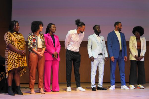 © Mathias Jäger/Hamburg Startups: the finalists of the founders pitch of AiDiA. Olalou Fajembola and Tebogo Nimindé-Dundadenger of Tebalou, Augustina B. Busiah of Oheema Green Housing, Sannssi Cissé of V-TAY,  Gideon Frimpong Bah and David Amoateng of LITTLE ASHÈ and Afi Huguette Kreyling of Miniglotte.