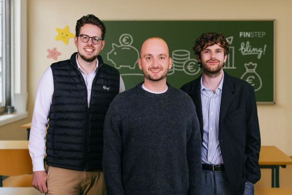 © Bling: Leon Stephan (CTO, Bling), Christian Binder (CEO, Finstep) and Nils Feigenwinter (CEO, Bling)
