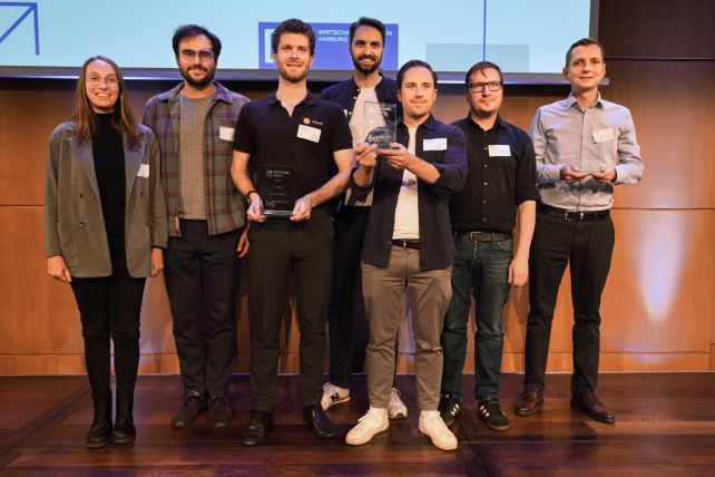 © Mathias Jäger/Hamburg Startups: group picture of the winners of GründerGeist 2023