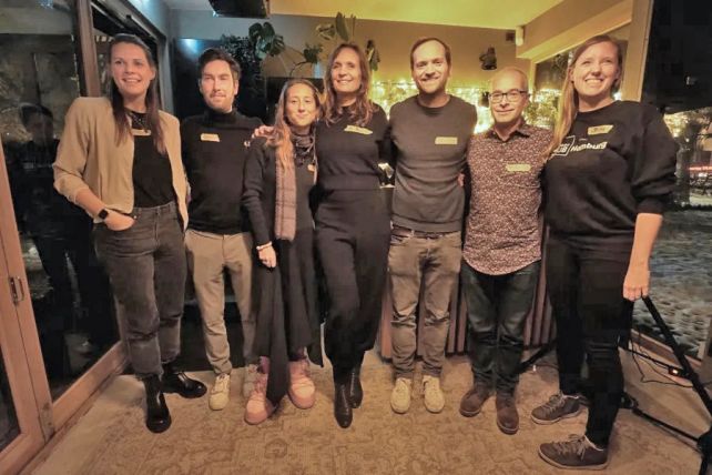 © Mathias Jäger/Hamburg Startups: the winners of the Impact Accelerator Pitch with the jury