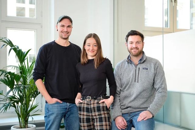 © ai-omatic: Björn Schulz (CTO), Lena Weirauch (Co-Founder & CEO) and Felix Kraft (Co-Founder & CFO)