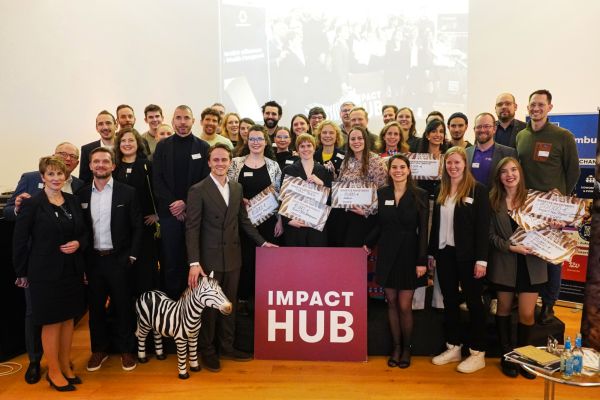 © Mathias Jäger/Hamburg Startups: group picture of the 2nd Zebra Investment Night