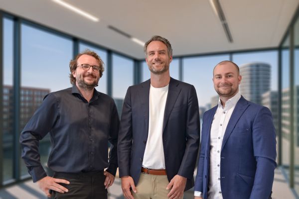 © suena energy: the founders Tom Wittner, Dr.-Ing. Lennard Wilkening and Miguel Wesselmann