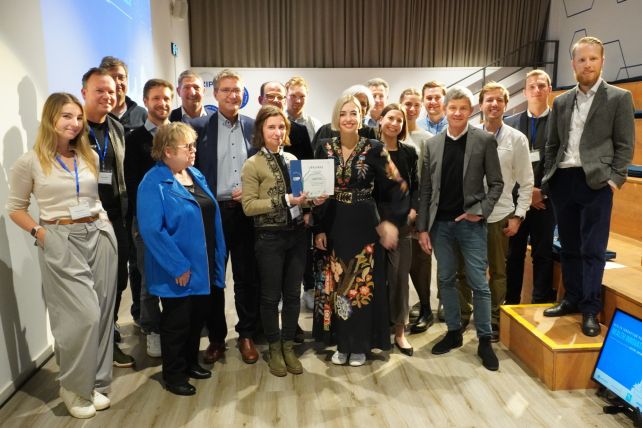 © Mathias Jäger / Hamburg Startups: group photo of the Health Innovation Award 2023